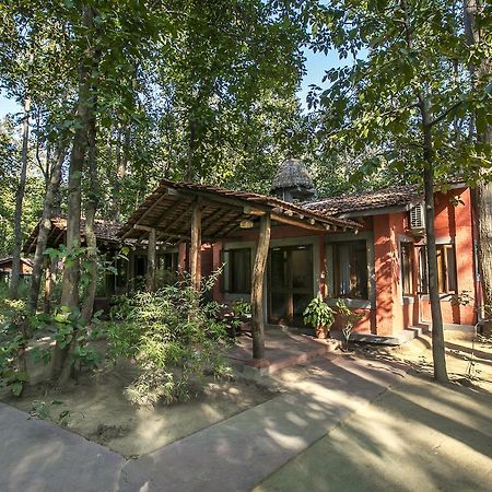 Kanha Jungle Lodge Dhanwār Zewnętrze zdjęcie